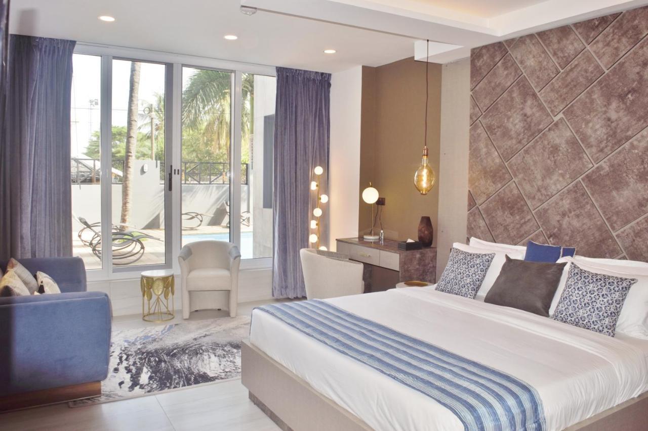 The Pool Labone Aparthotel Accra Bagian luar foto
